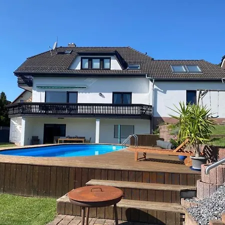 Ferienwohnung Am Tor Zum Thueringer Wald Plaue  Exterior photo